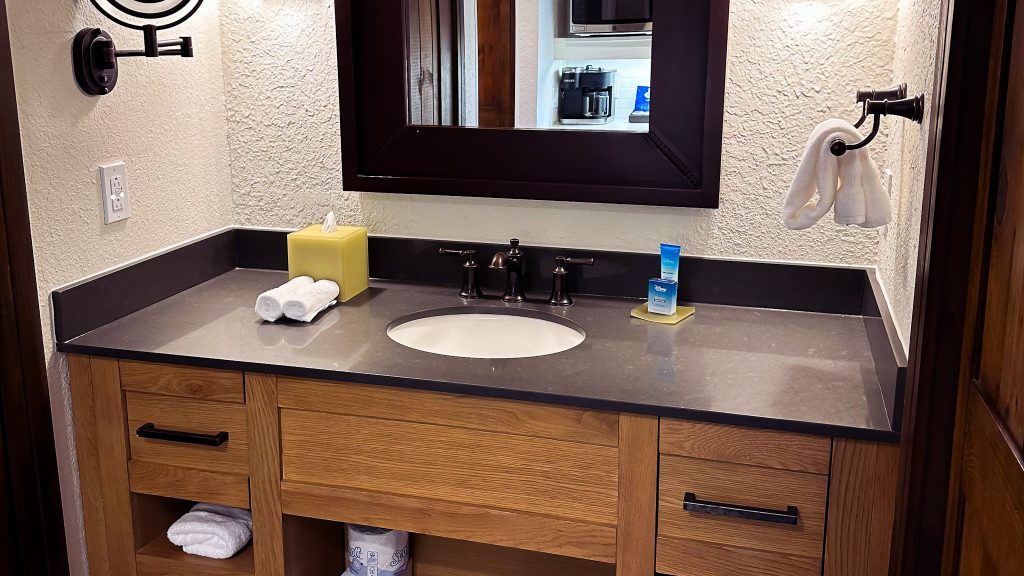 Boulder Ridge Villas Bathroom Vanity