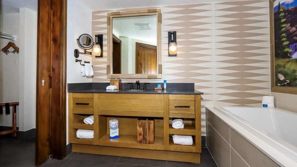 Boulder Ridge Villas Suite Bathroom Vanity and Tub