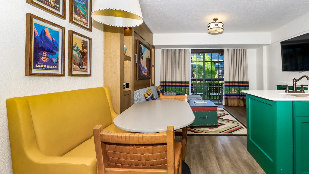 Boulder Ridge Villas Suite Dining Area